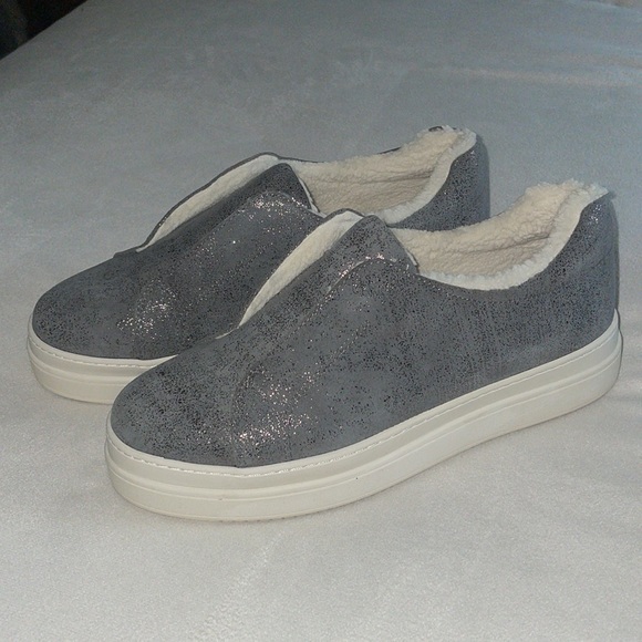 J/SLIDES NADA Pewter Metallic Leather Sneaker - Picture 7 of 12